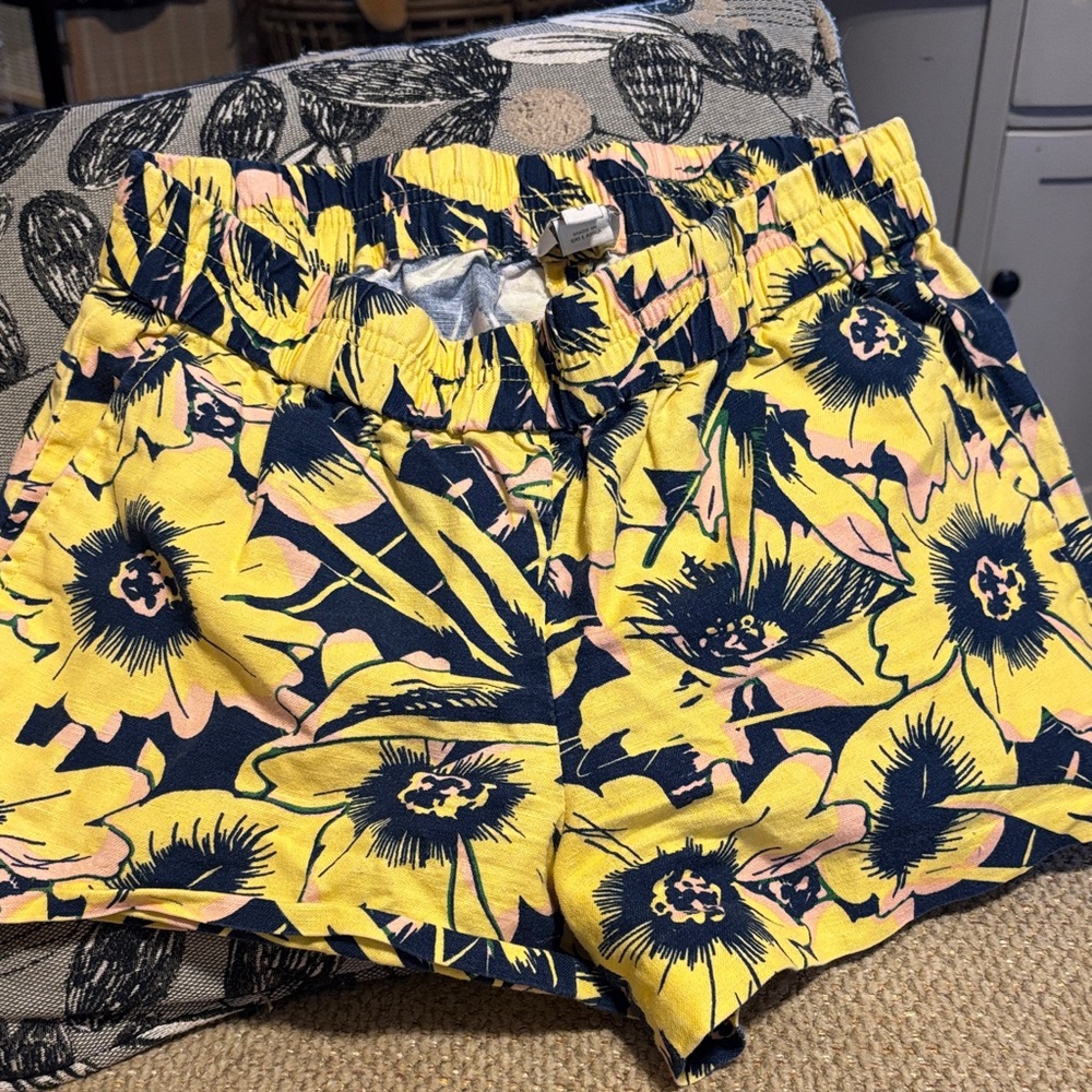 J. Crew size 0 pull on flower shorts